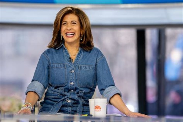 Hoda Kotb Ethnic Background, Ethnicity, Retiring, Instagram, Family, Wedding, Background, Parents, Net Worth
